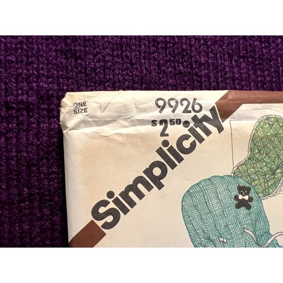 Simplicity 9926 baby travel mat/tote seat cover - Picture 2 of 6